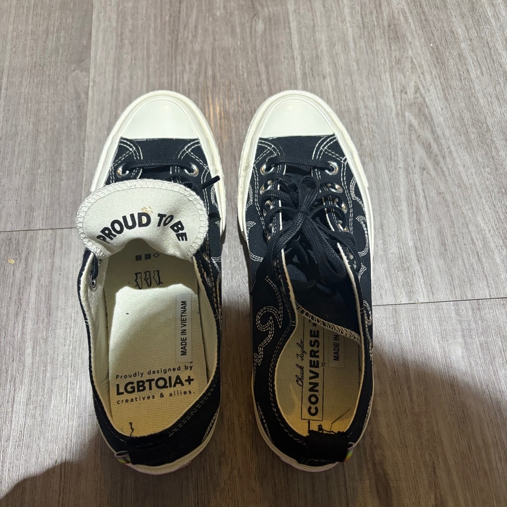 Pride converse all star chuck taylor shoes size 7.5 wom 5.5 men unisex love